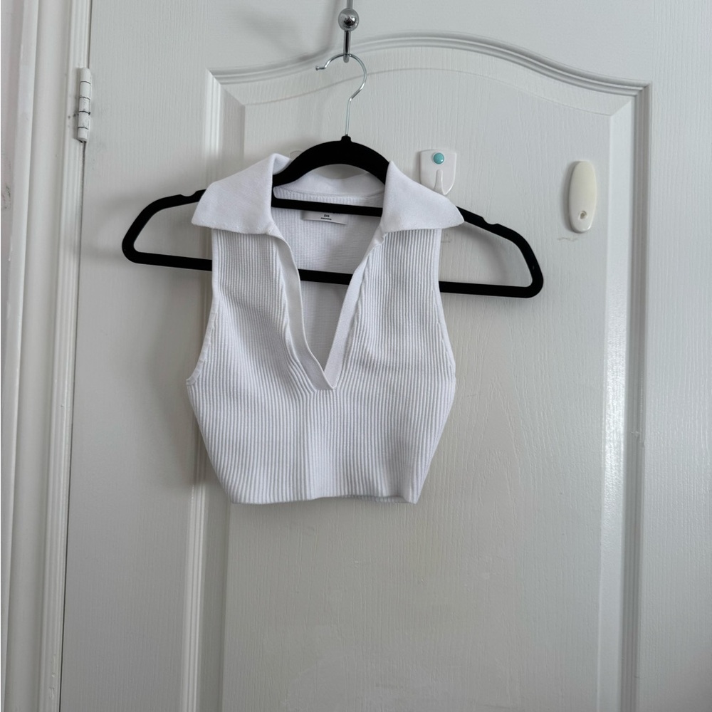 Babaton White Sleeveless Polo Crop Tank